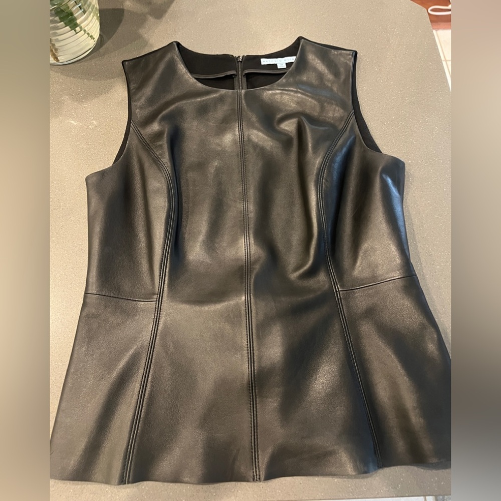 ANTONIO MELANI Black Sleeveless Shell Top, size Medium. Soft and sexy!